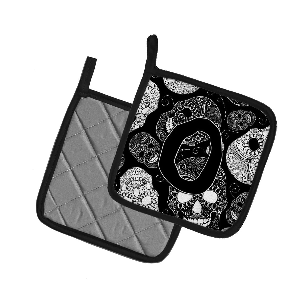 Pot Holder Set of 2 | Heat Resistant Quilted Hot Pads | 7.5 x 7.5 Inch | Letter O Day of the Dead Skulls Black