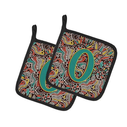 Pot Holder Set of 2 | Heat Resistant Quilted Hot Pads | 7.5 x 7.5 Inch | Letter O Retro Tribal Alphabet Initial
