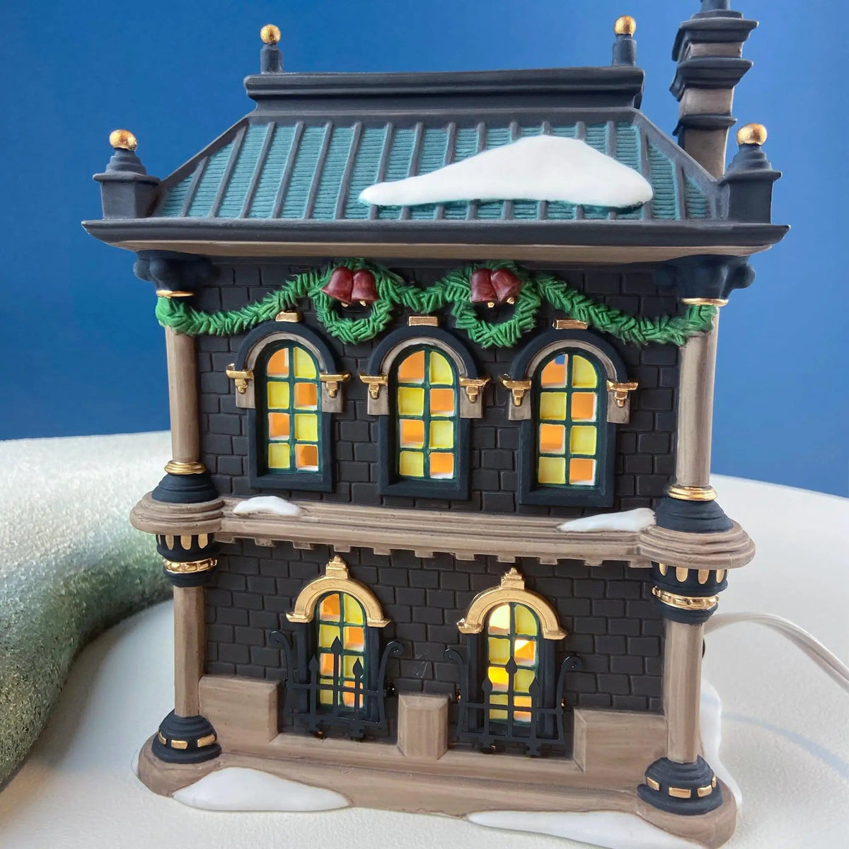 Vintage Blenham Street Bank & 2 Policeman Figurines by Department 56 | Illuminated Christmas Village House | Dickens Village | Collectors & Hosts