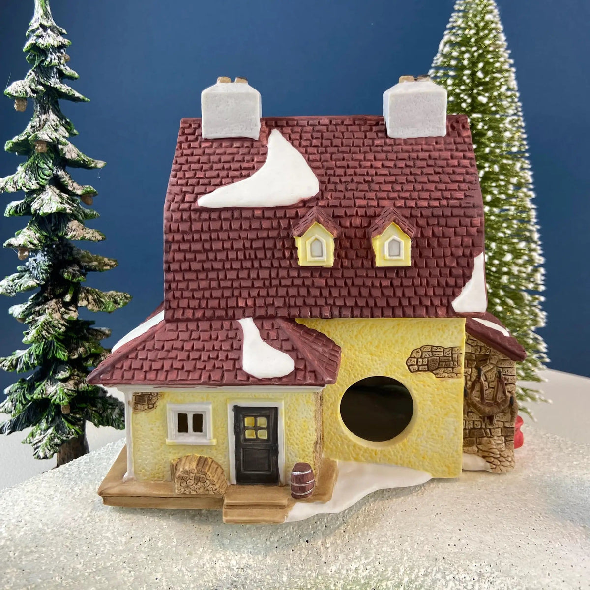 Christmas Village Van Tassel Manor by Department 56 | Enchanted New England Village Series | Illuminated Holiday House or Retail Decor | Collectors & Hosts