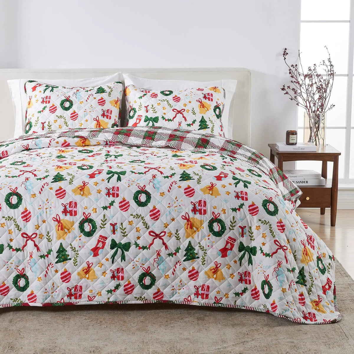 Colorful Holiday Quilt Set - Midnight Magic Collection from PriceLows™