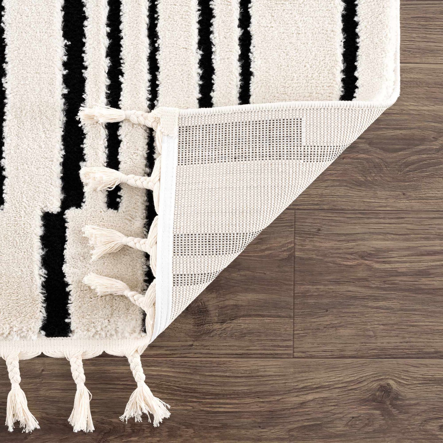 Bansi Area Rug from PriceLows™