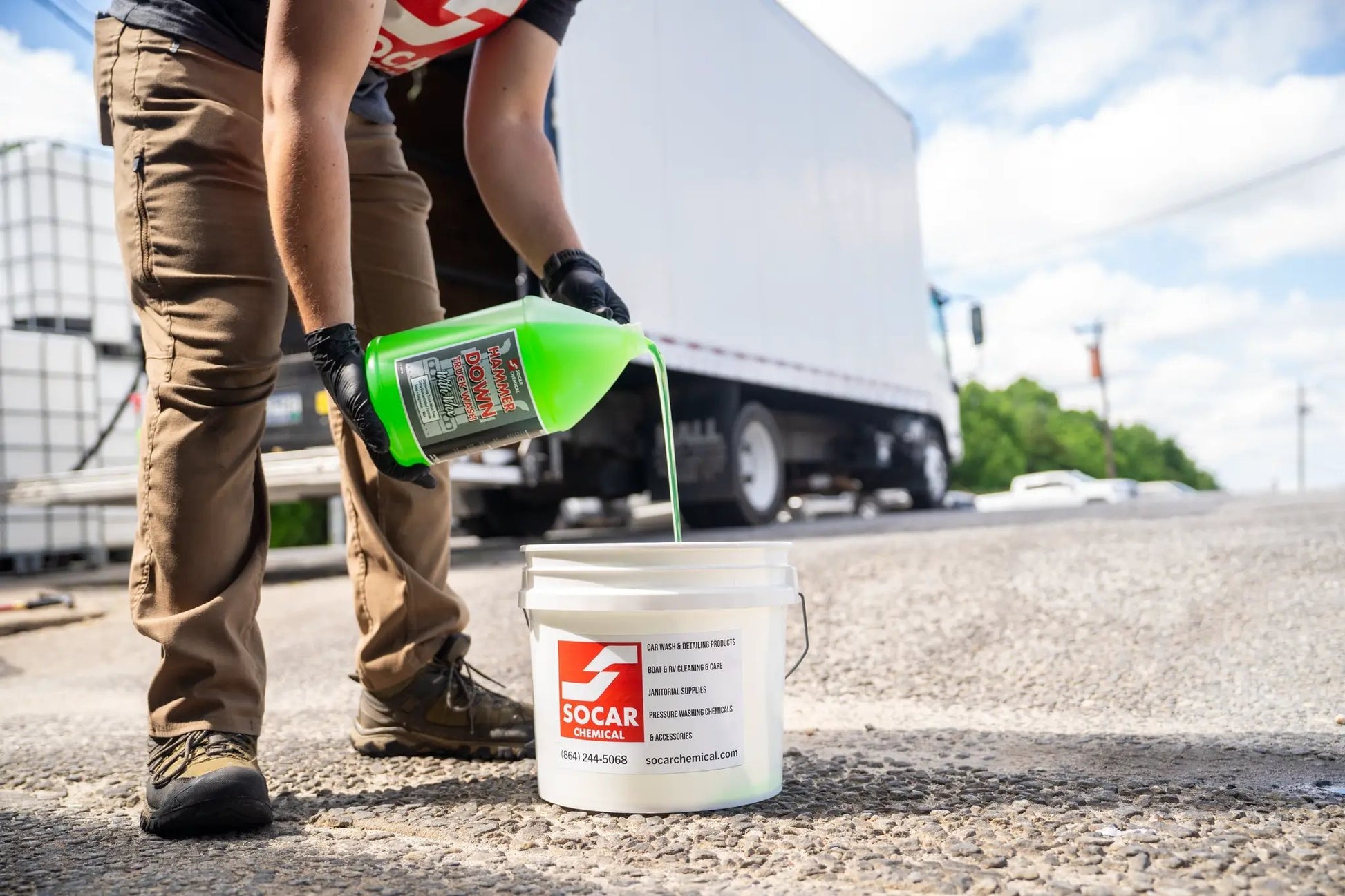 Hammer Down Heavy Duty Truck Wash Soap with Wax from PriceLows™