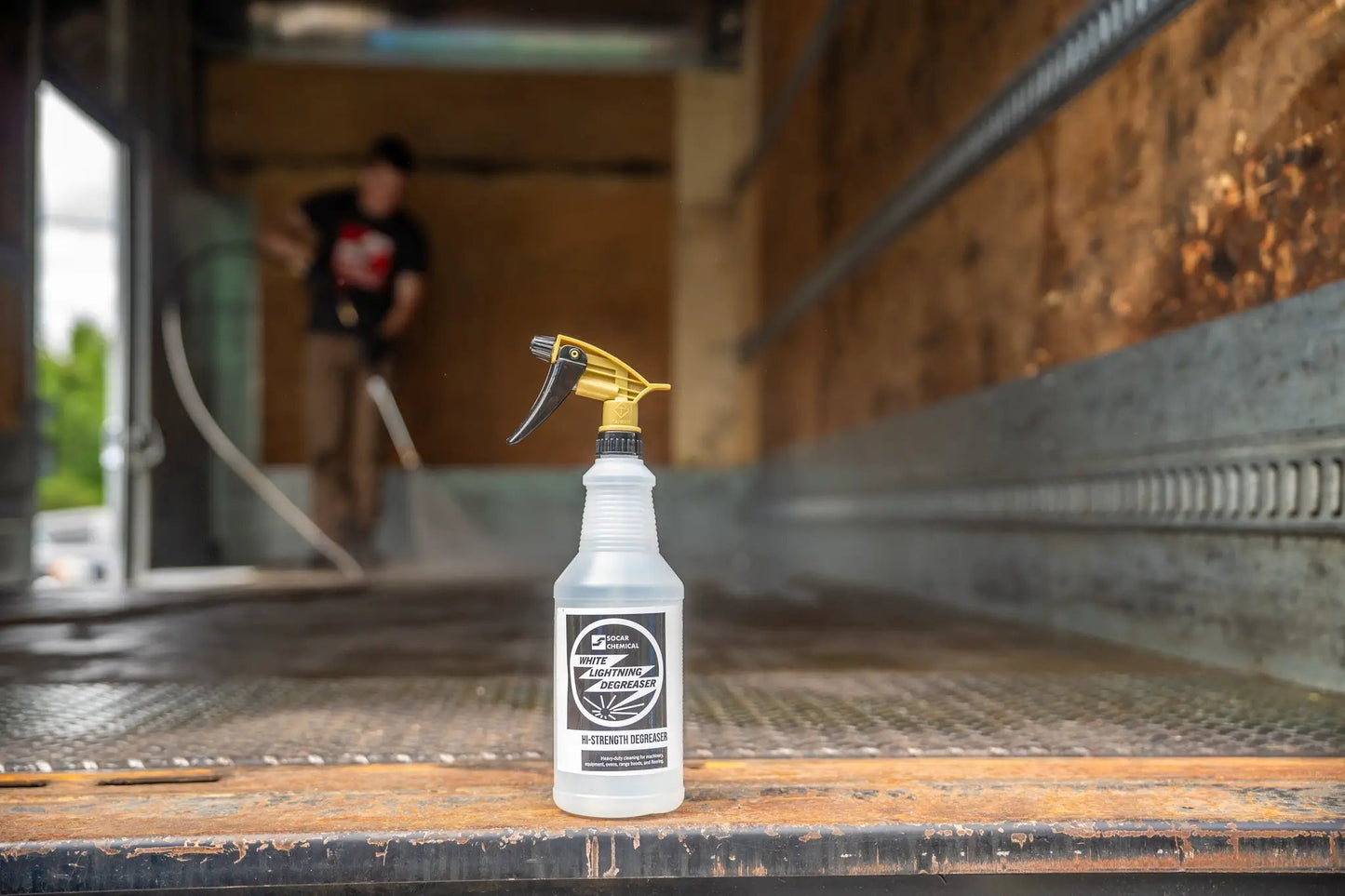White Lightning Industrial Degreaser from PriceLows™