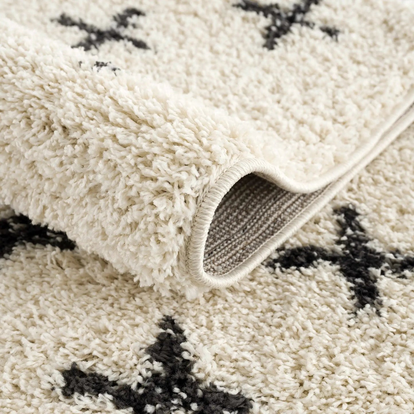 Alstead Area Rug from PriceLows™