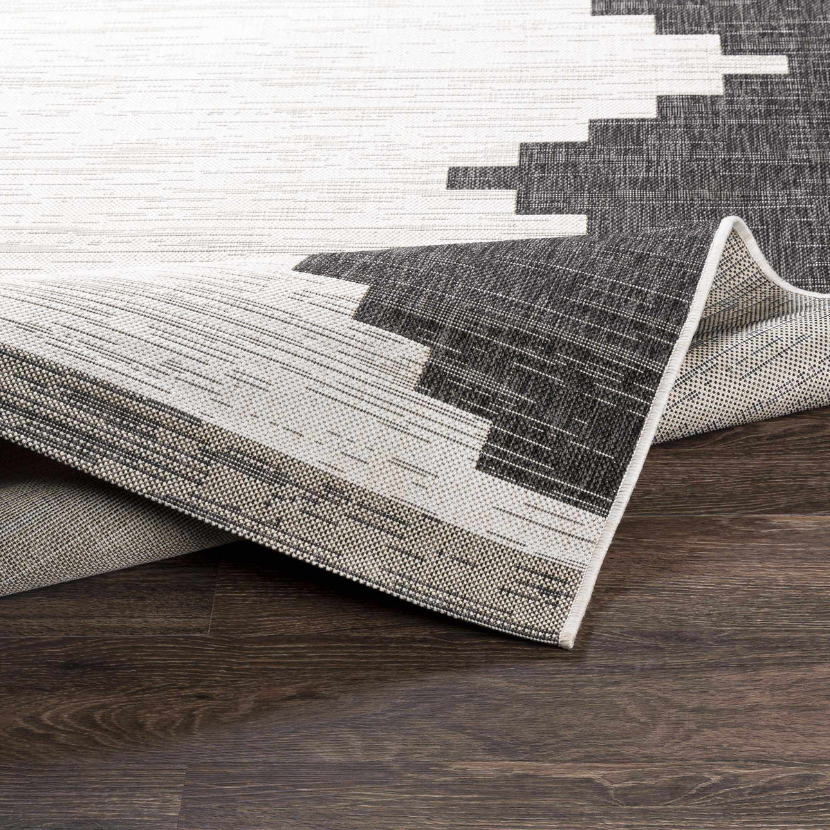Djugun Outdoor Rug from PriceLows™