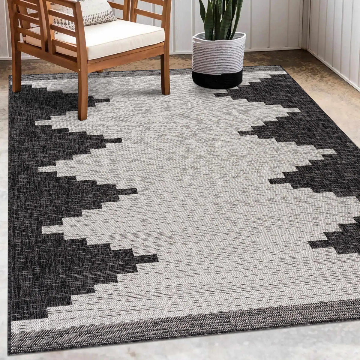Djugun Outdoor Rug from PriceLows™