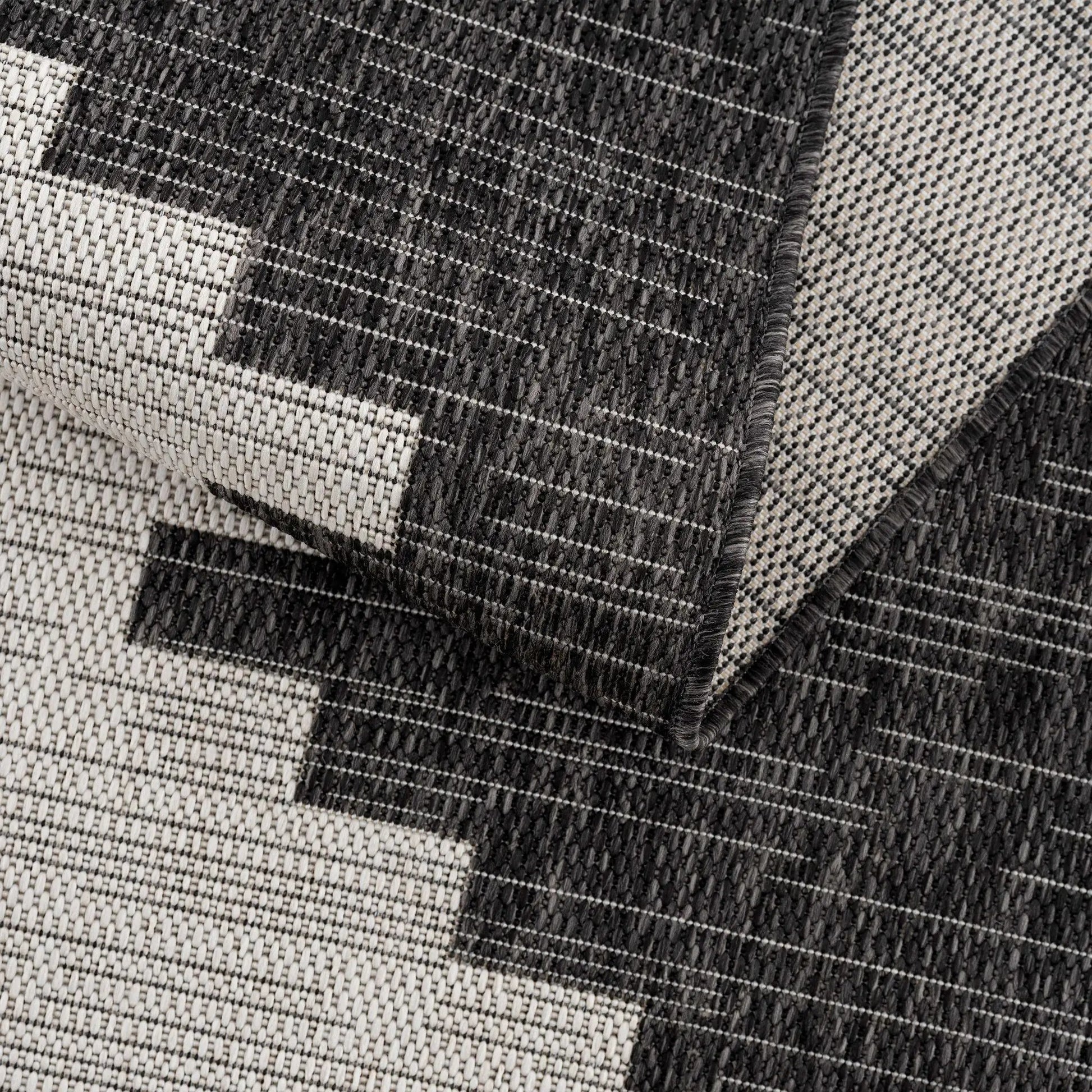 Djugun Outdoor Rug from PriceLows™