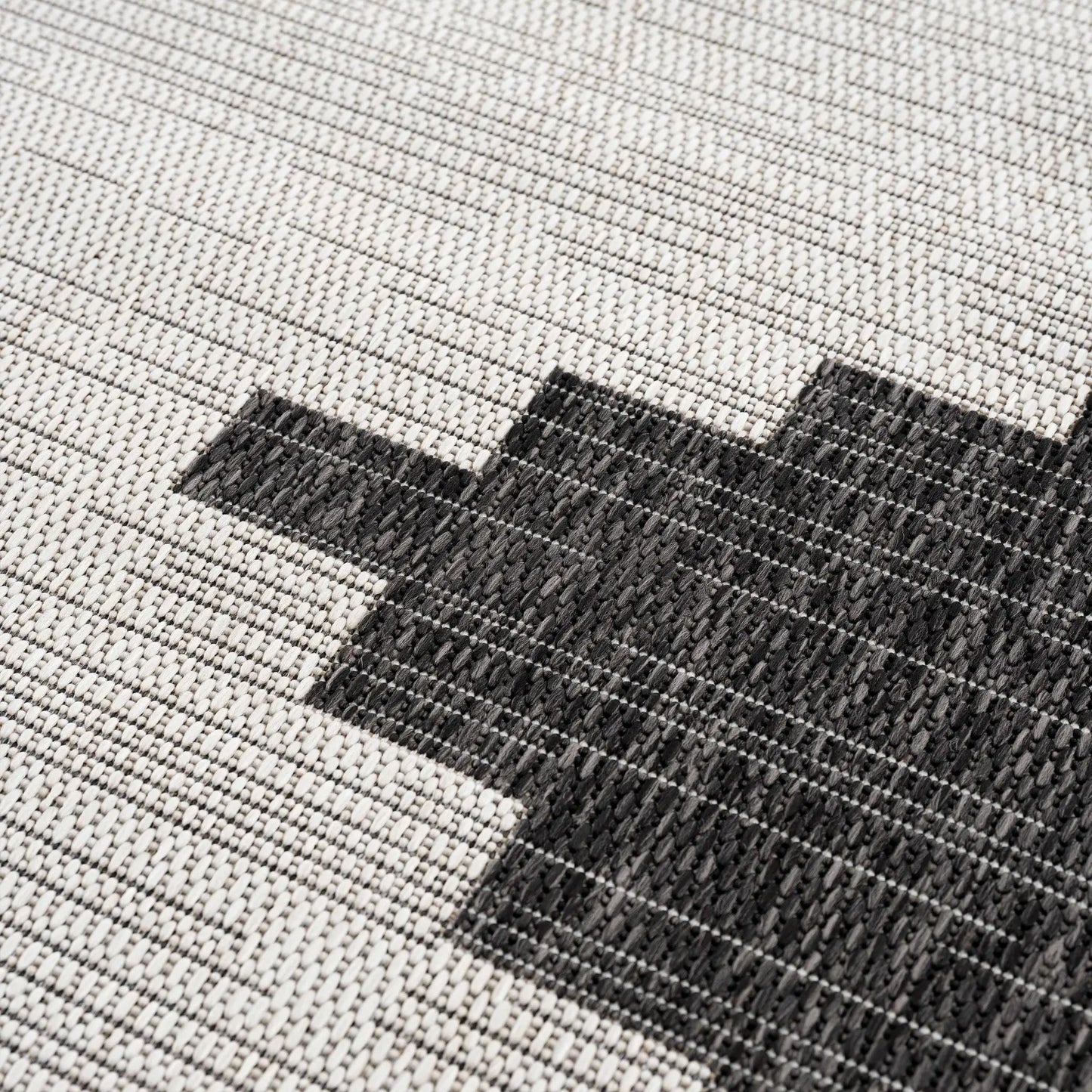 Djugun Outdoor Rug from PriceLows™