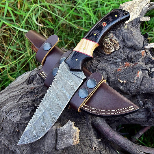 Experience Precision and Craftsmanship with Our Custom Handmade Skinning Blades! | 4.5 Inch | Damascus Steel | skinning Knife