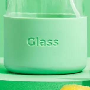 Streak-Free Glass & Mirror Cleaner Kit with Litsea Cubeba Fragrance from PriceLows™
