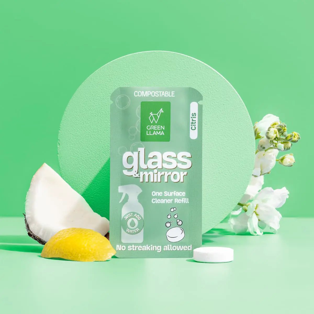 Streak-Free Glass & Mirror Cleaner Kit with Litsea Cubeba Fragrance from PriceLows™