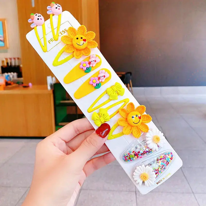 Girls Hair Clips | Cartoon Flower Design | 12 Piece Set