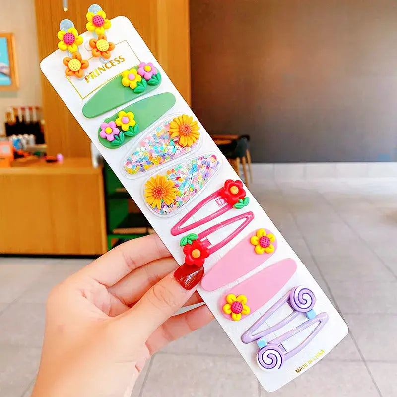 Girls Hair Clips | Cartoon Flower Design | 12 Piece Set