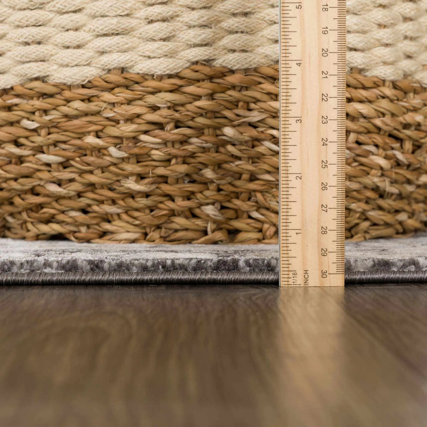 Minoa Area Rug from PriceLows™