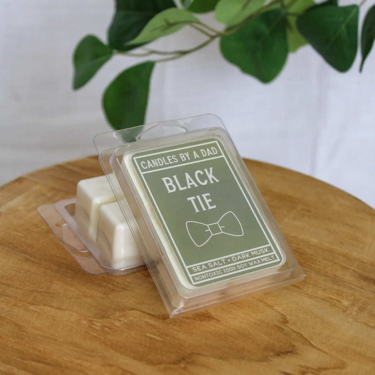 Wax Melt | Black Tie | Citrus And Spicy Peppercorn | Wood Scent