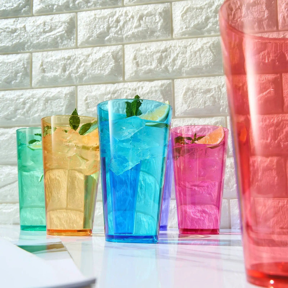 Madrid Acrylic Highball Glassware | 20 oz | Set of 6 | Acrylic
