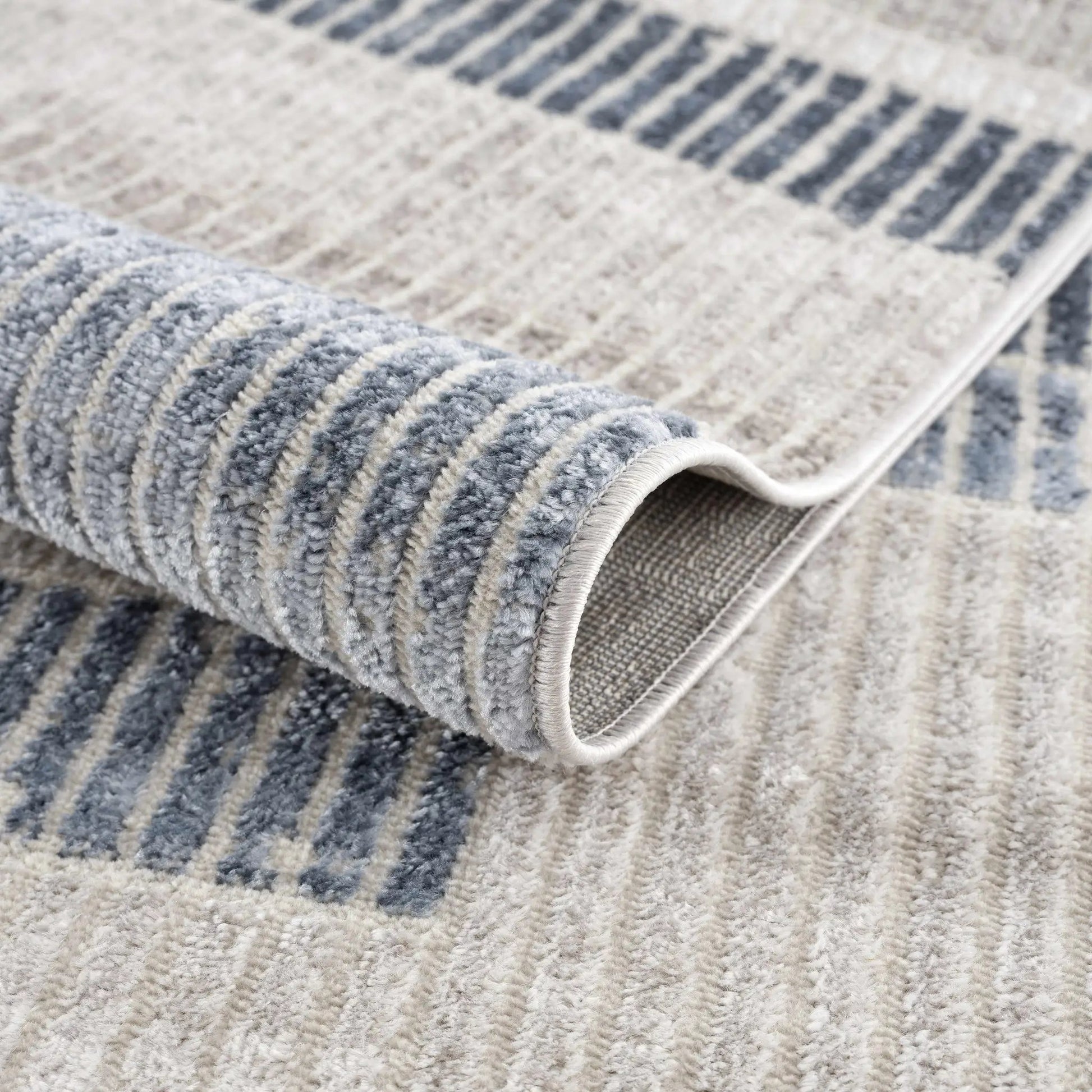 Brisa Area Rug from PriceLows™