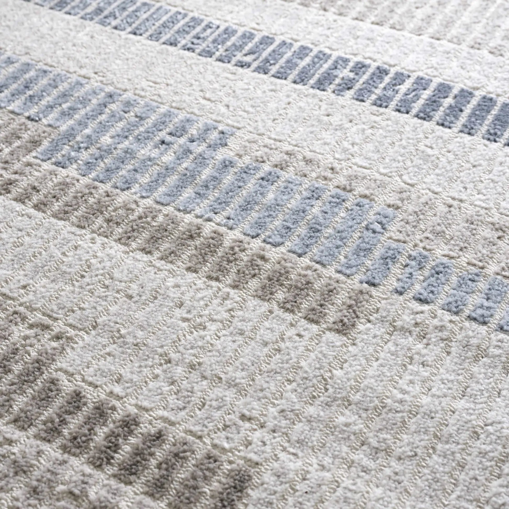 Brisa Area Rug from PriceLows™