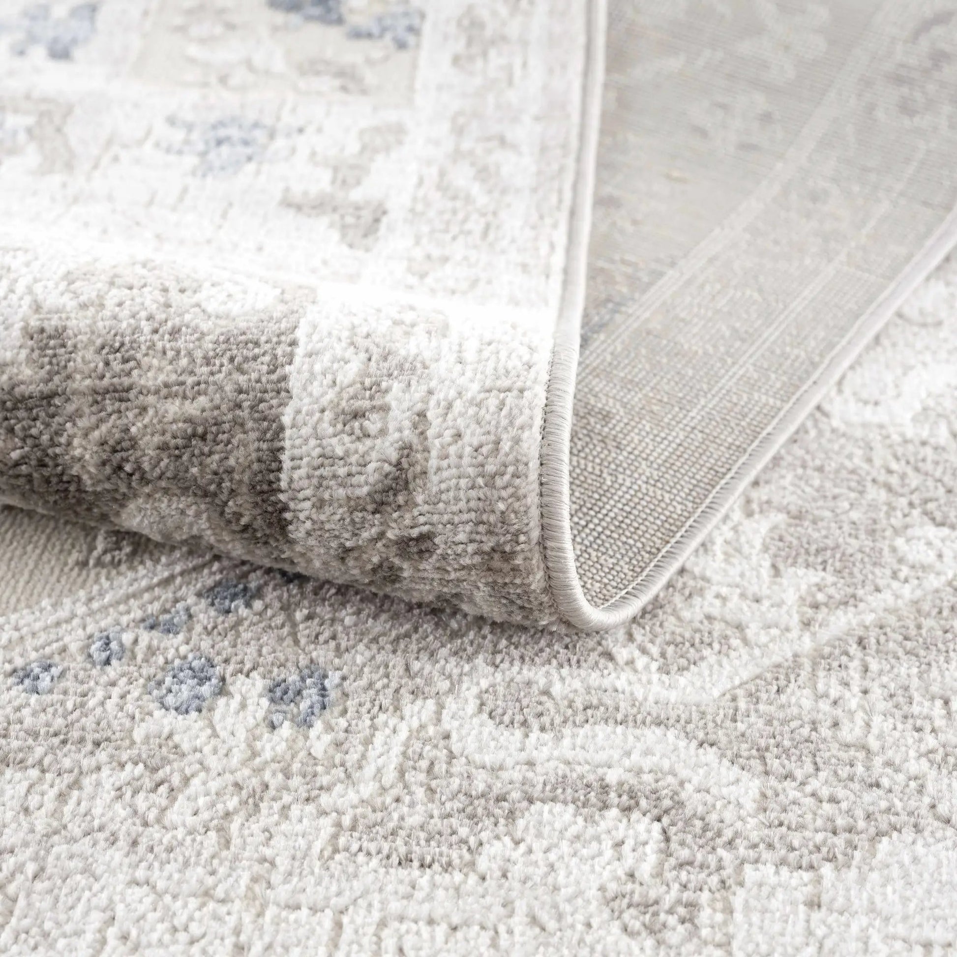 Bakir Area Rug from PriceLows™