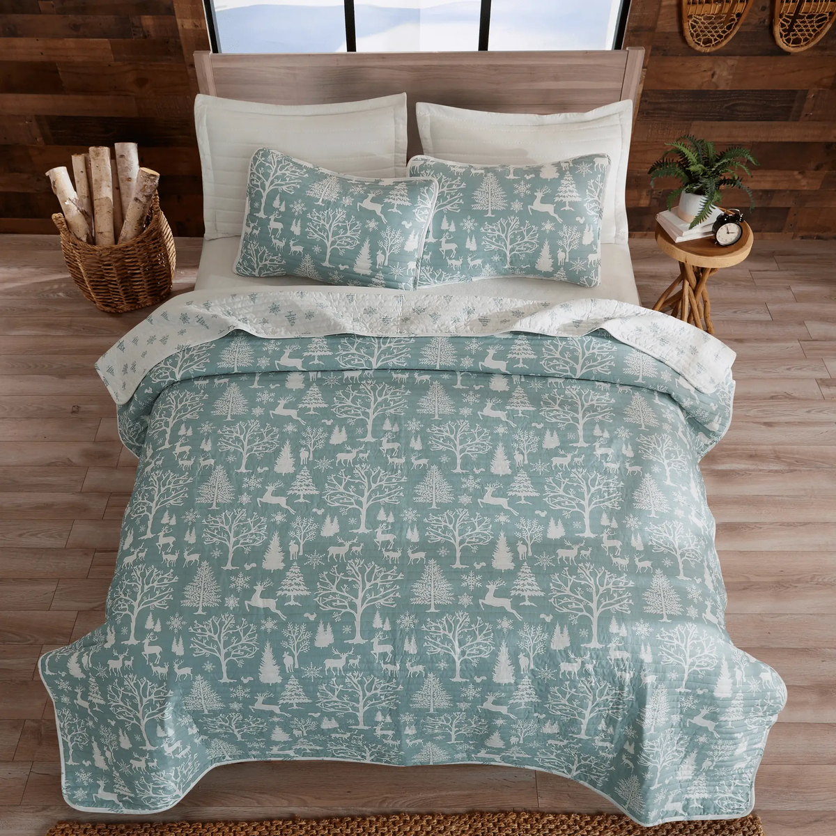 Lodge Woods Quilt - Winter Solstice Collection from PriceLows™
