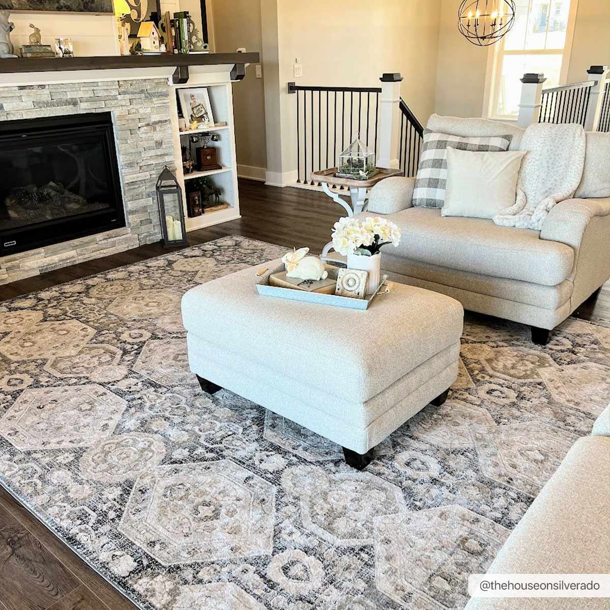 Minoa Area Rug from PriceLows™