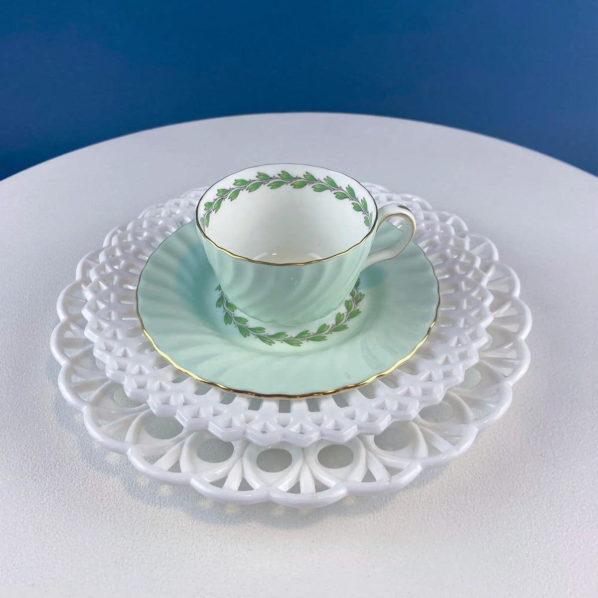 4 Minton Porcelain Cups and Saucers | Creamy Green & White Set with Delicate Leaf Garland Motif | Dining Room Table Decor | Collectors & Hosts