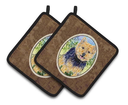 Pot Holder Set of 2 | Heat Resistant Quilted Hot Pads | 7.5 x 7.5 Inch | Norwich Terrier (Style 5)