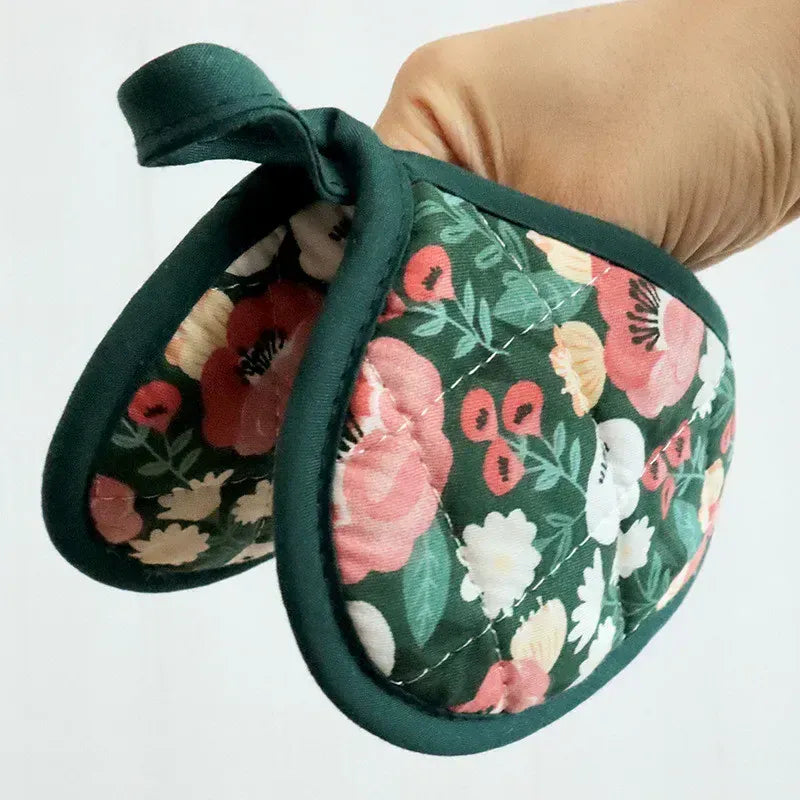 Oven Mitts Heat Resistant Heart Shaped Design PriceLows