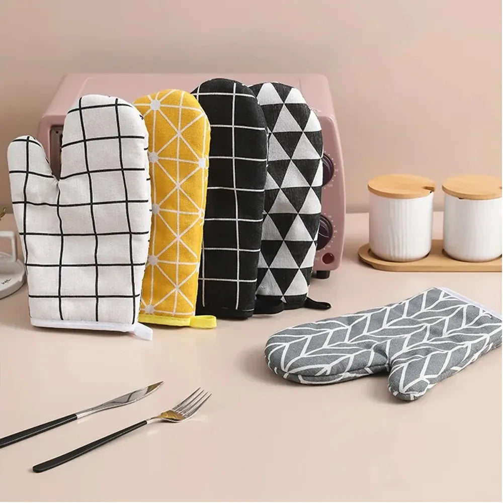 Oven Mitts | High Temp Resistant TC Fabric | PriceLows™