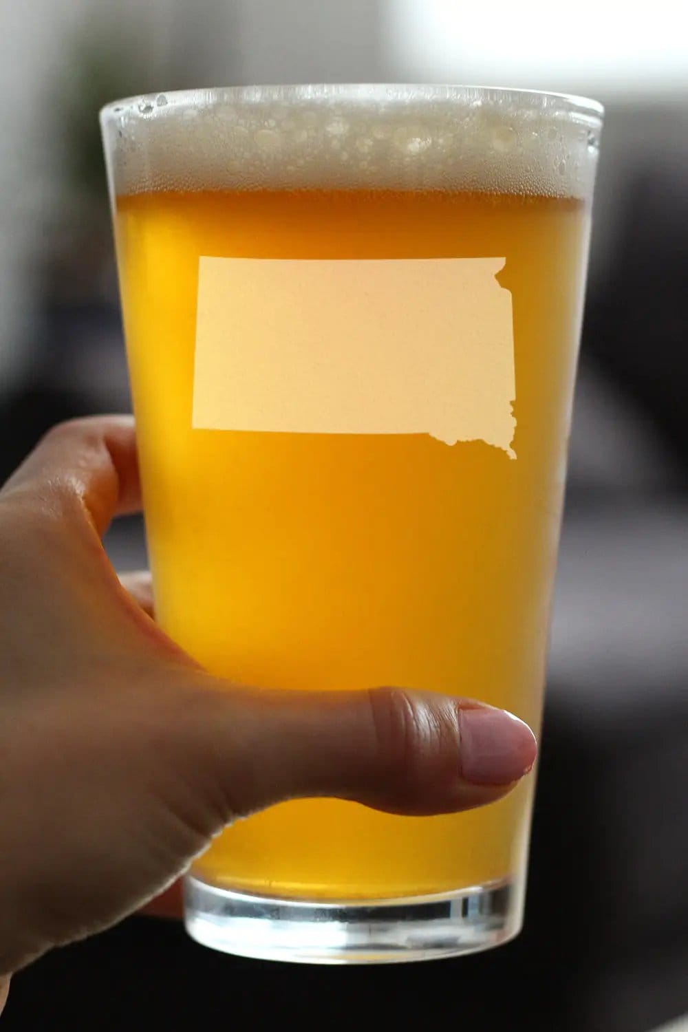 Etched Pint Glass | 16 oz Beer Glass | Dishwasher Safe | South Dakota State Outline