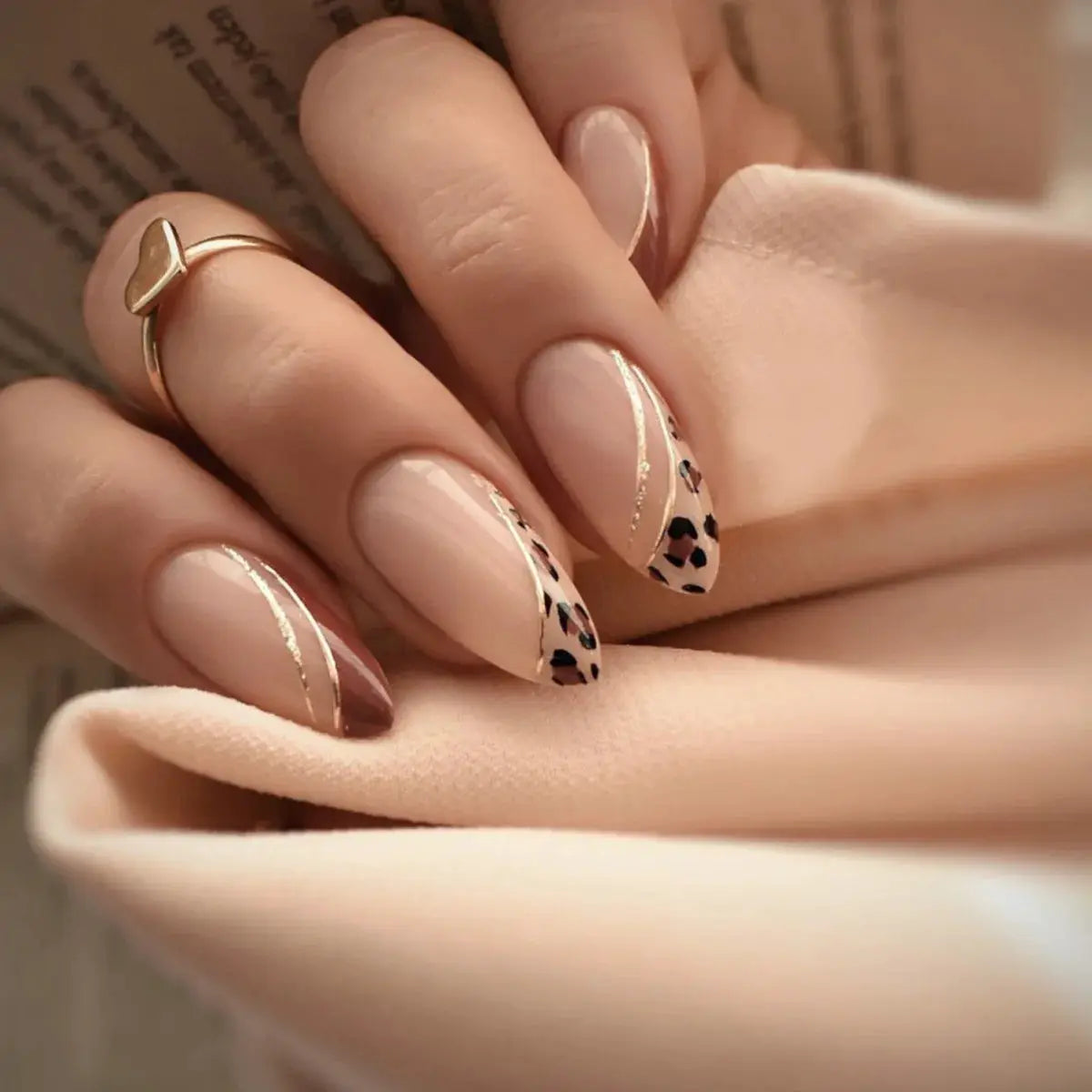 Almond Press On Nails | Acrylic Finish | Pearl Flower Design | 24 Piece Set