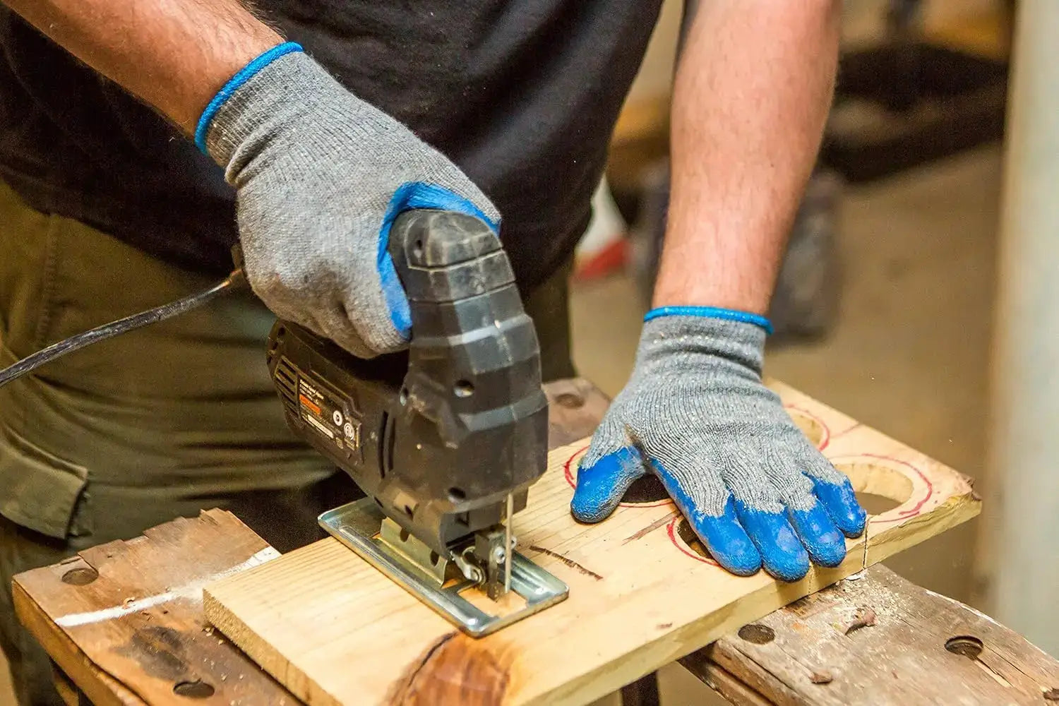 Durable Work & Garden Gloves - Heavy Duty Protection for Men & Women from PriceLows™