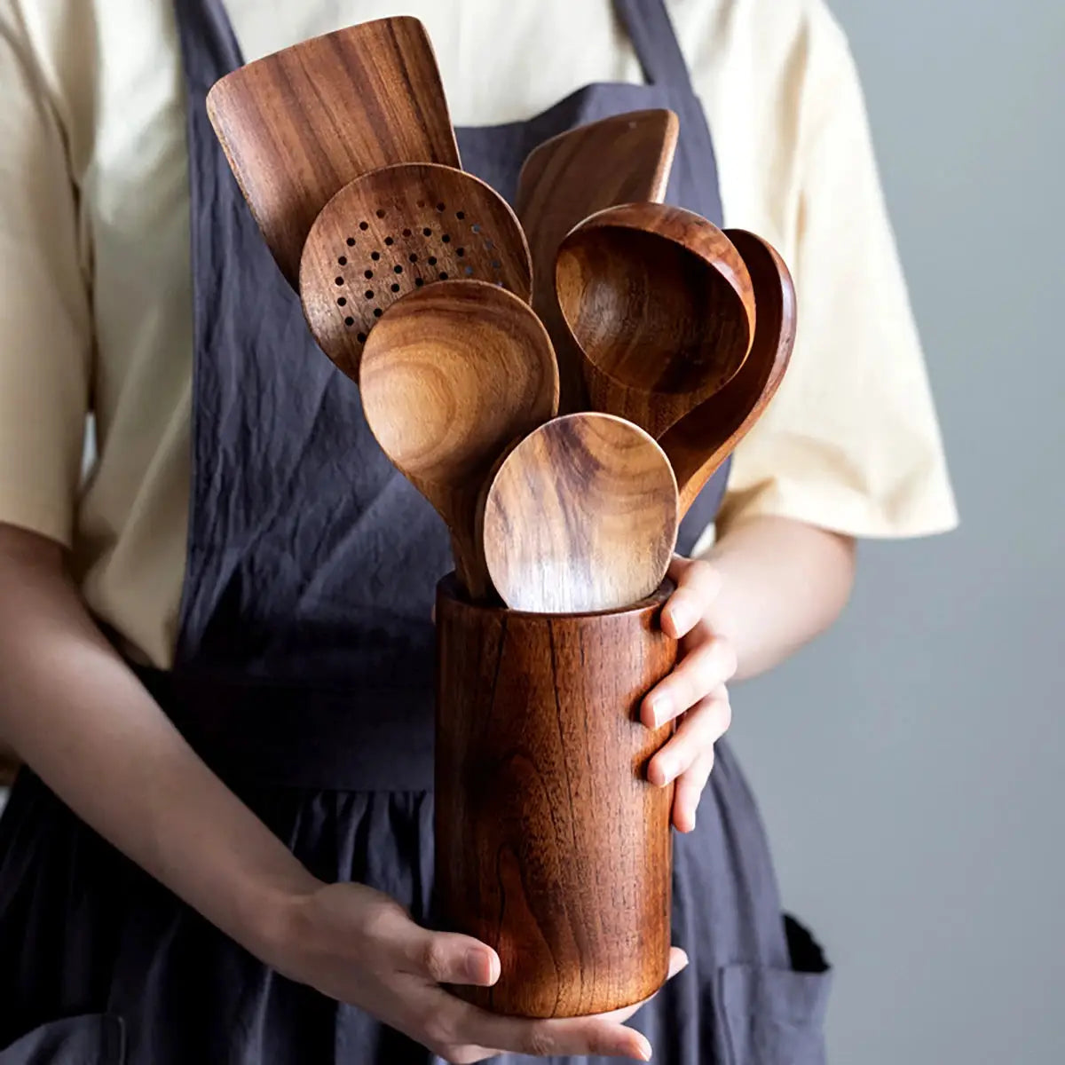 Wooden Kitchen Utensils | Natural Finish | Storage Bucket Included | 5 Piece