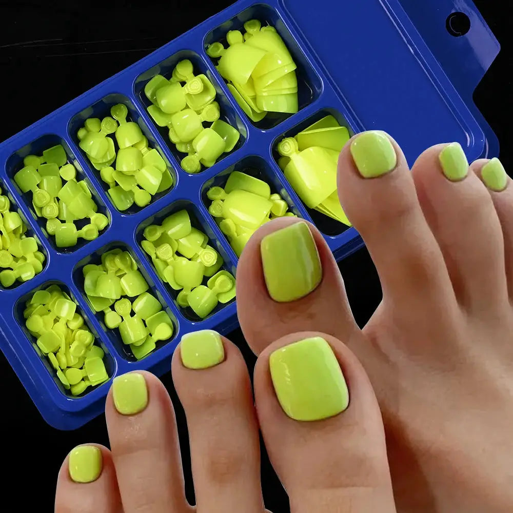 False Toenails | 120 Piece Set | French Style | Size M