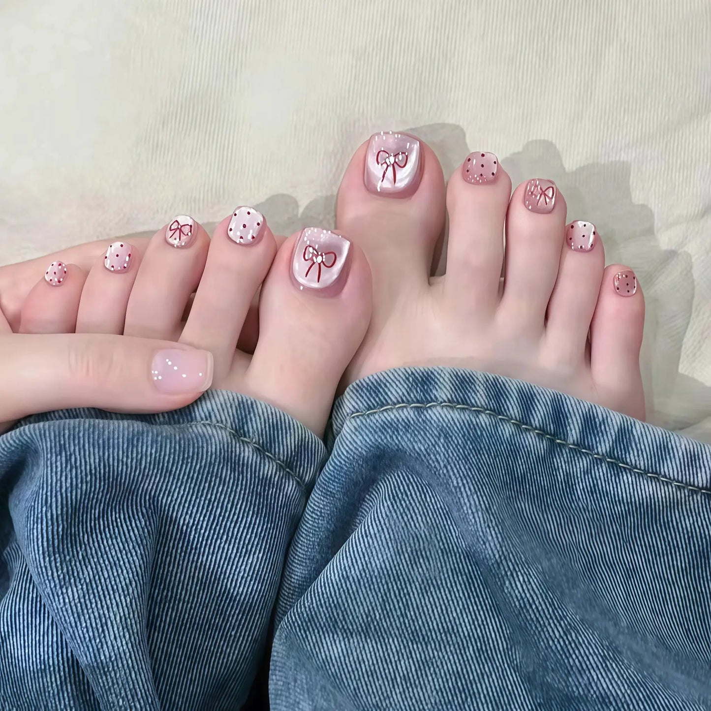 Press On Toenails | Light Pink Cat Eye | 24 Piece Set | All Sizes