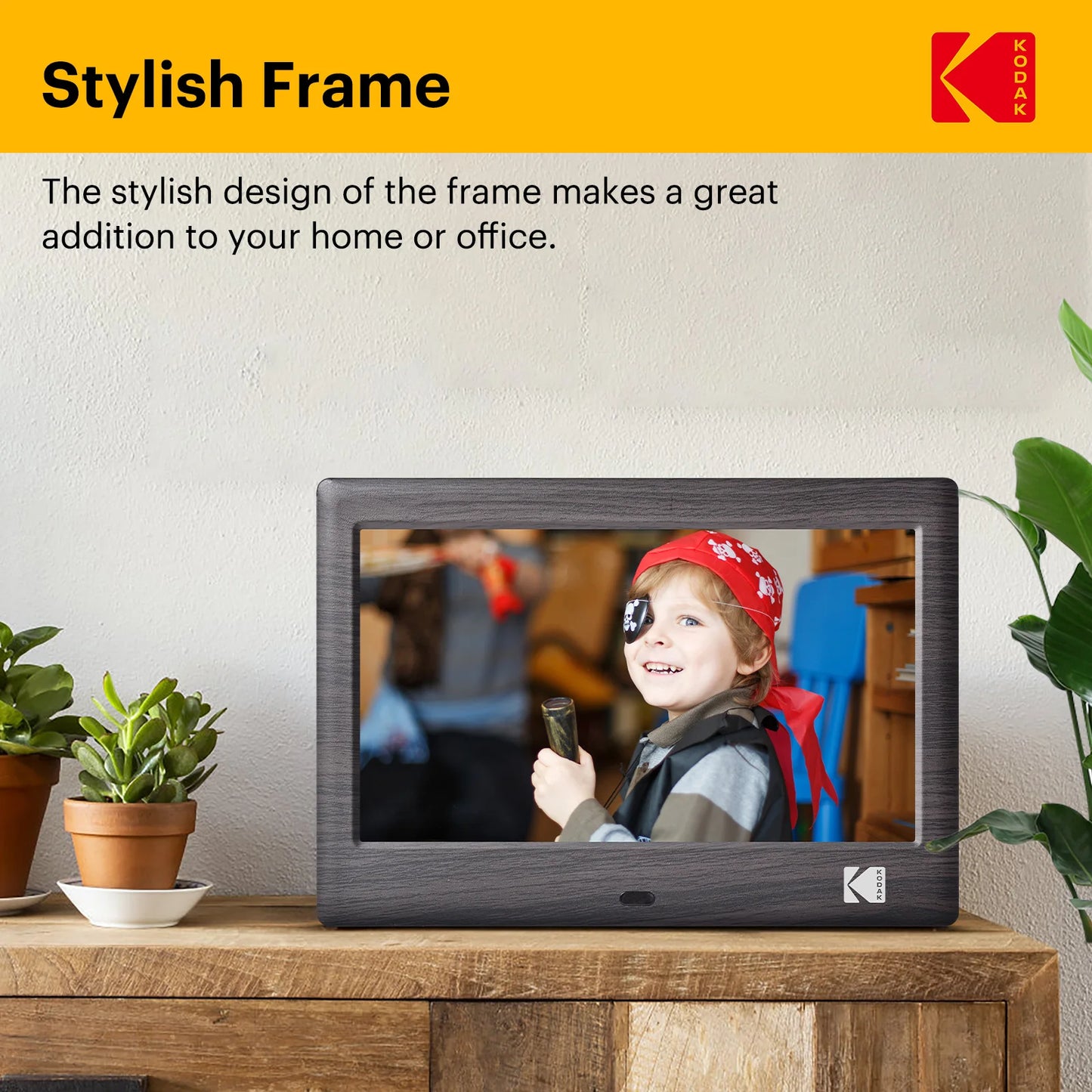 Digital Photo Frame | 7-Inch Display | 1024x600 HD | Remote Control Included