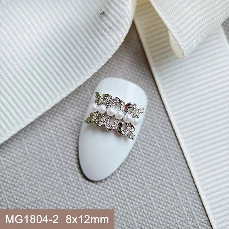 10pcs/lot Luxury Flower Love Heart Zircon Metal Nails Jewelry Material Decorations Nail Art Accessories Charms Parts Supplies from PriceLows™