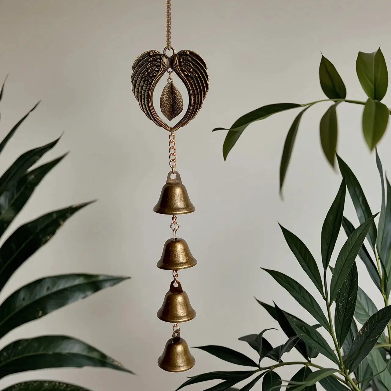 Christmas Retro Metal Wind Chimes, Elegant Holiday Decorations and Wall Decorations, Metal Wind Chime Hangings for Porches, Balconies, and Christmas Trees from PriceLows™