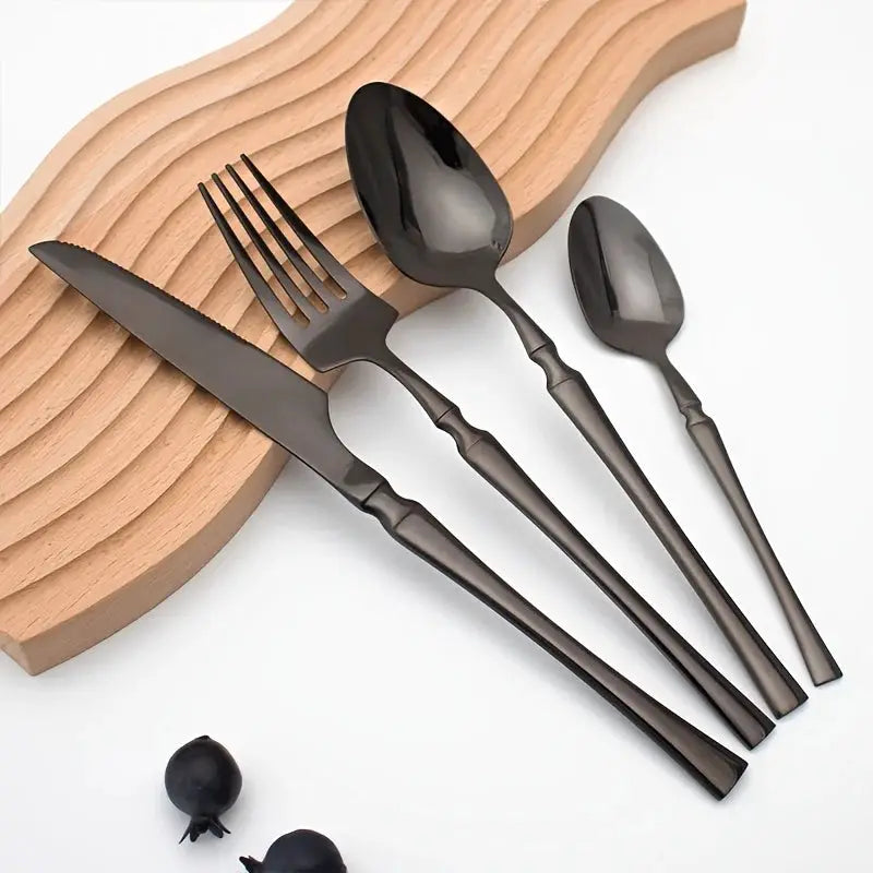 40/60-piece black stainless steel cutlery set, mirror polished, including dinner forks, steak knives, and soup spoons, suitable from PriceLows™
