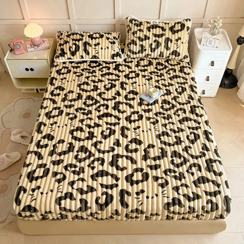 Fitted Sheet | 400 Thread Count | 100 Percent Polyester | Printed Deep Pocket