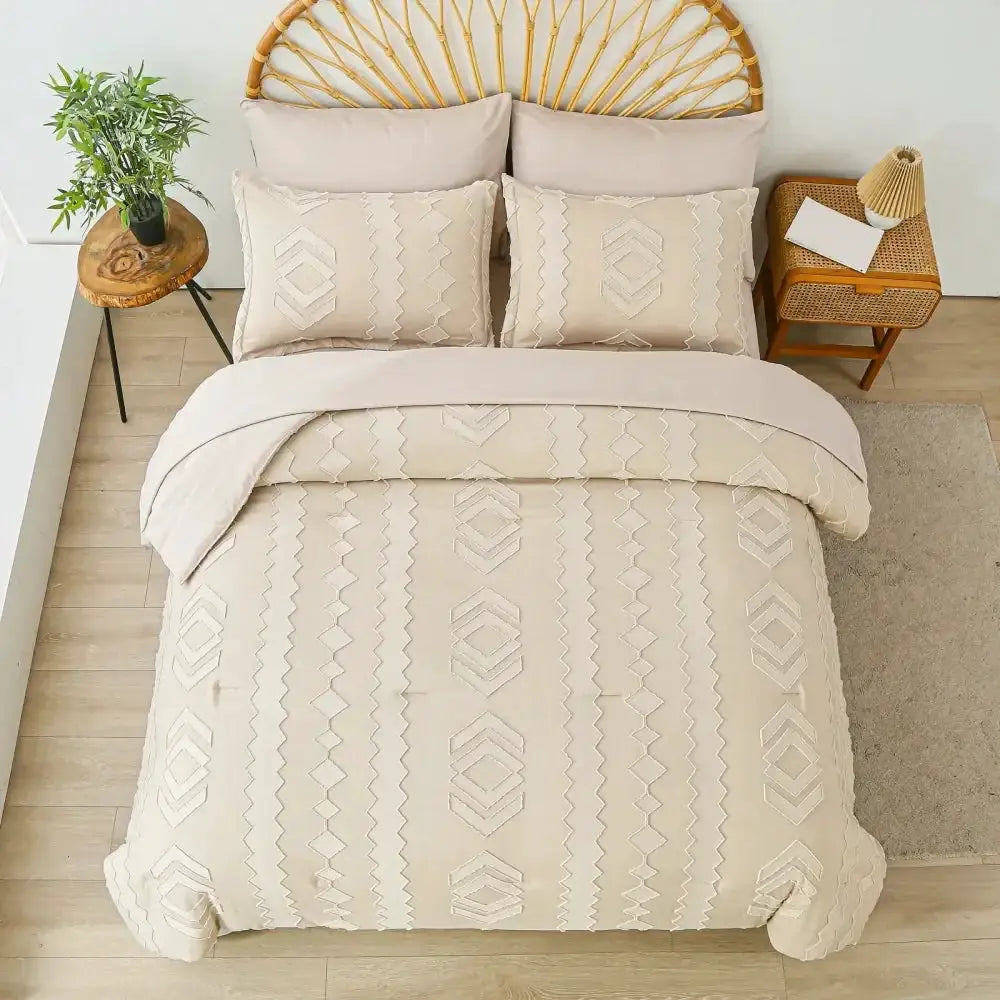 Cozy Cut Flower Comforter Sets Queen Soft Microfiber, Lightweight, Breathable Twin Full Queen King Summer Bedding Set, And Bed I from PriceLows™
