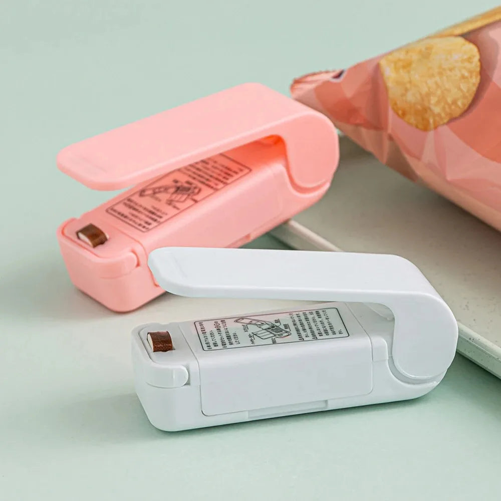 Heat Sealer | Handheld Portable Design | Plastic Body | Home Kitchen Storage