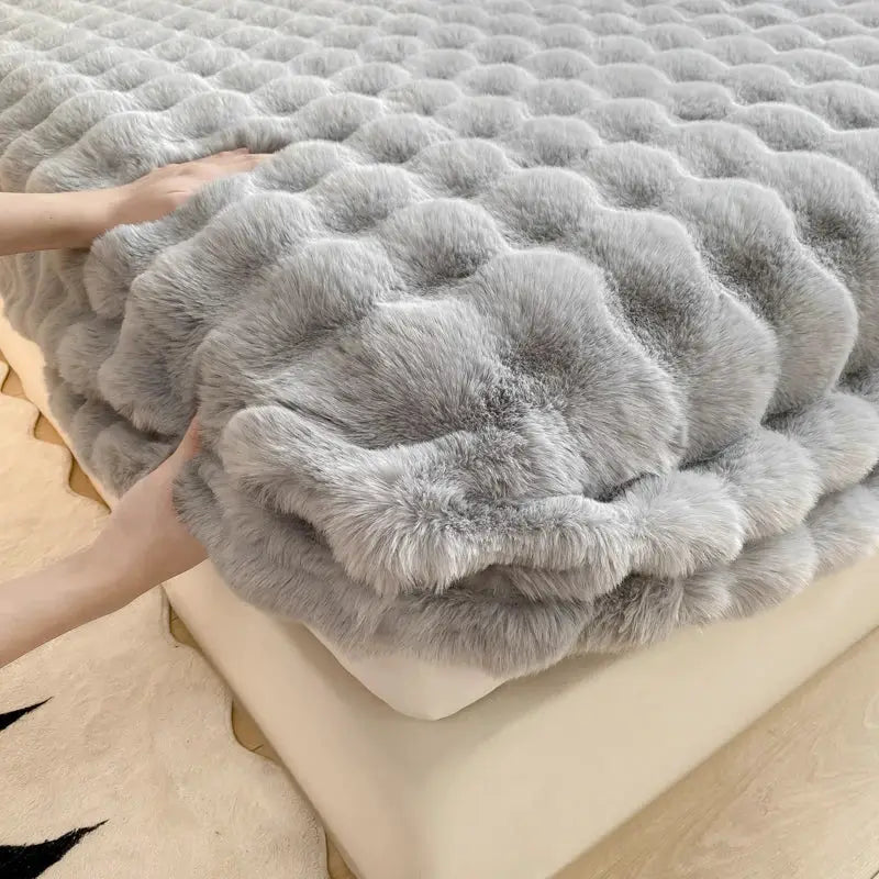 Fitted Bed Sheet | Plush Winter Warm | Solid Color | Full To King