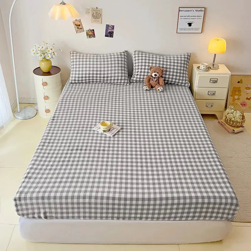 Fitted Bed Sheet | Polyester Fleece | Plaid Pattern | Single Queen King