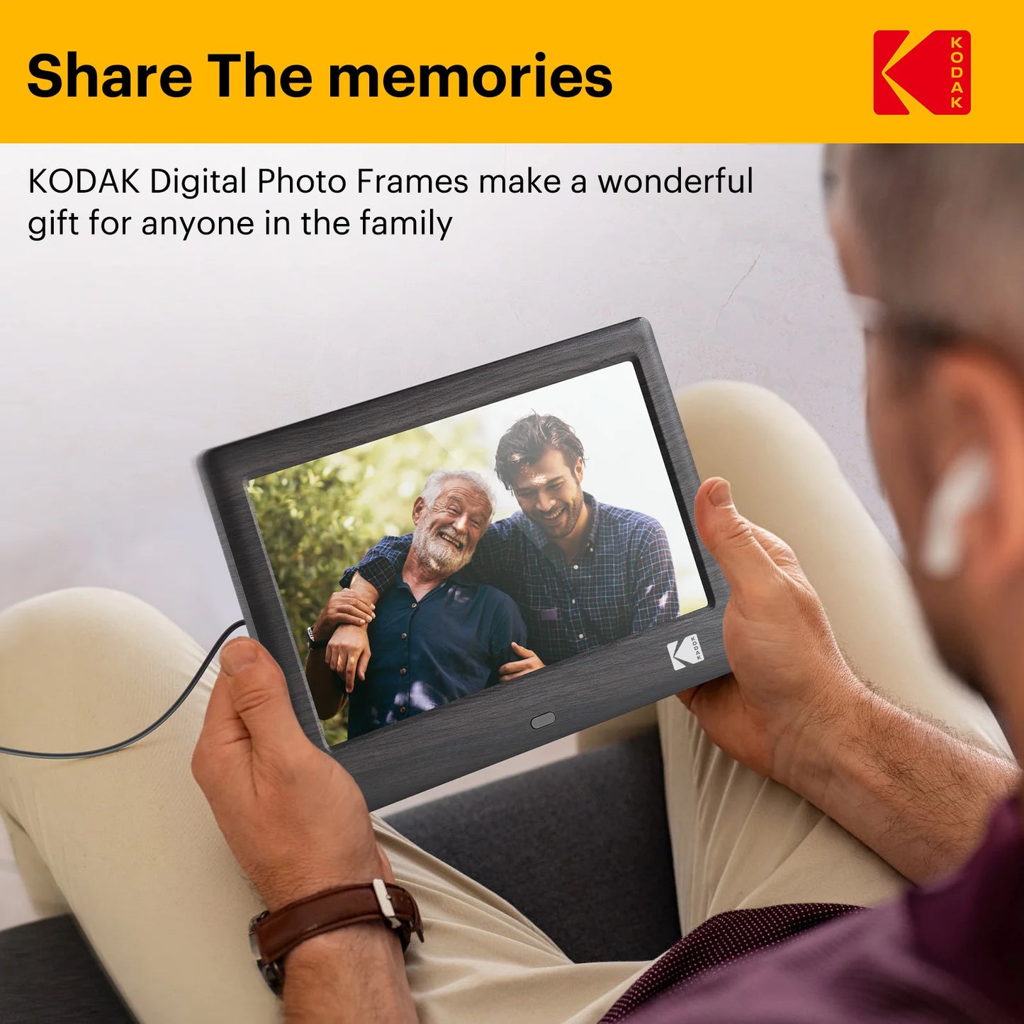 Digital Photo Frame | 7-Inch Display | 1024x600 HD | Remote Control Included