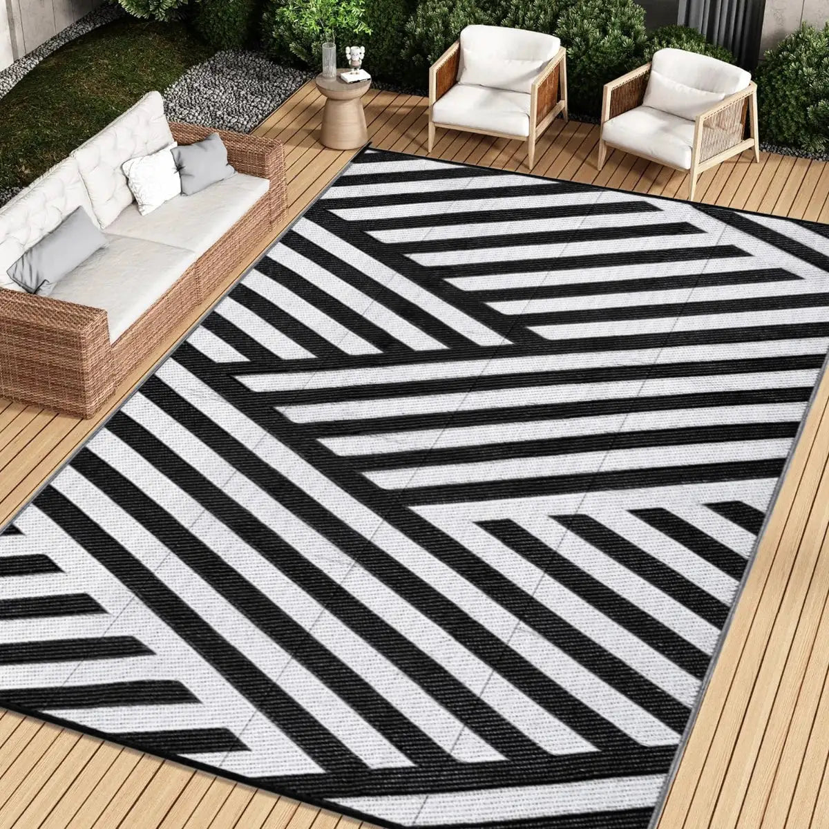 Double-Sided Outdoor Waterproof Reversible Mats Plastic Straw Patio Rugs PP Material Double Layer Woven Carpet Family Picnic Mat from PriceLows™