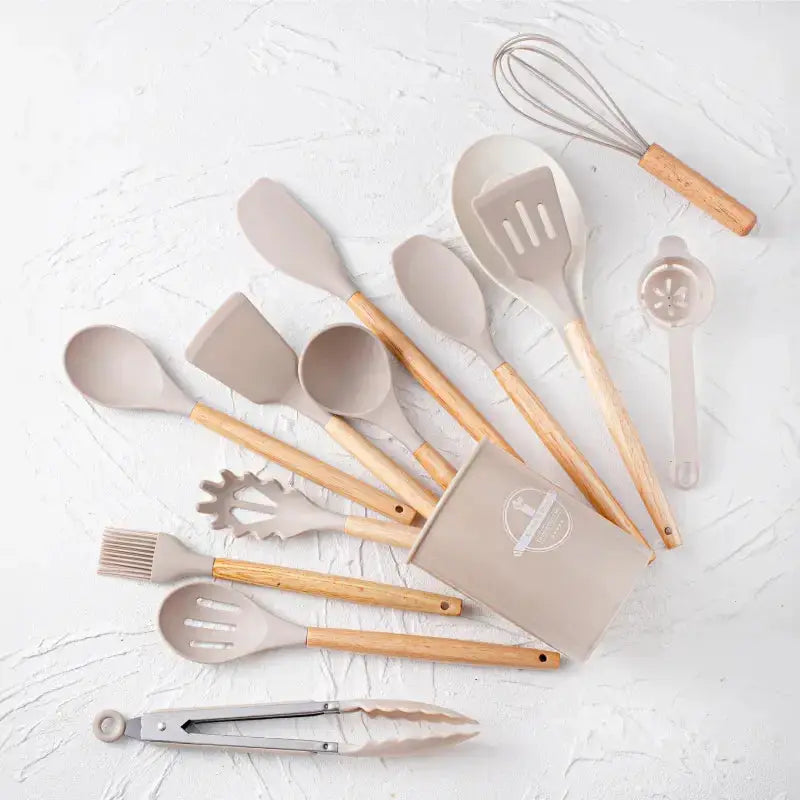 14pcs silicone utensil set with plastic holder from PriceLows™