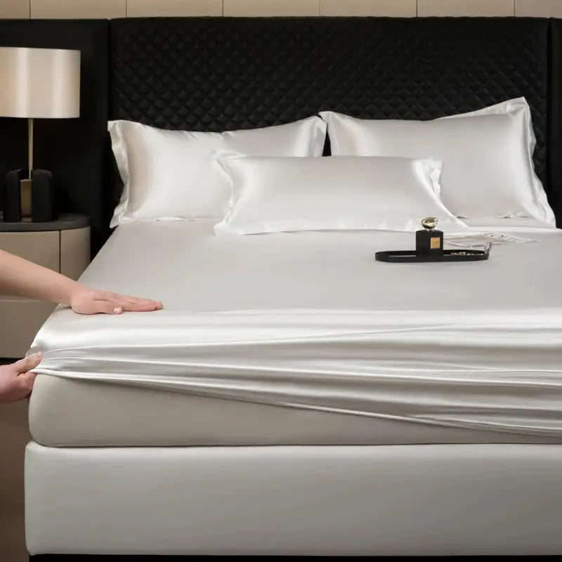Satin Fitted Sheet | 35cm Deep Pocket | Elastic Hem | 140x200 King