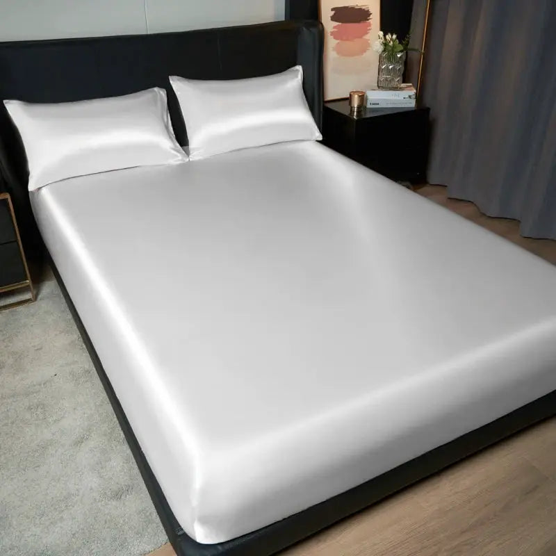 Satin Fitted Sheet Set | Smooth Polyester | Deep Pocket Fit | Queen King